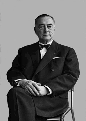 Portrait of young Coudenhove-Kalergi